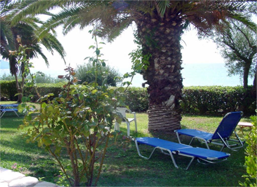 Corfu Glyfada Menigos Beach Apartments Eksteriør bilde