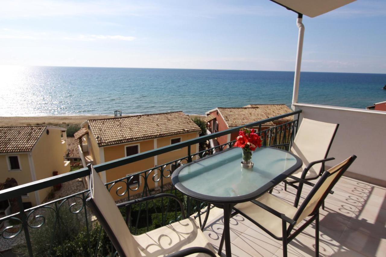 Corfu Glyfada Menigos Beach Apartments Eksteriør bilde