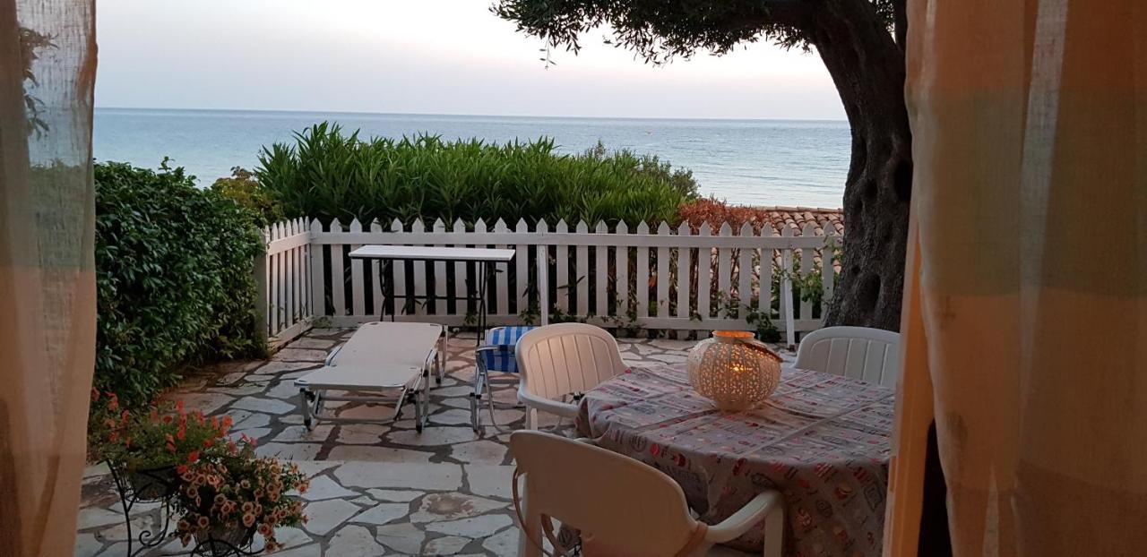 Corfu Glyfada Menigos Beach Apartments Eksteriør bilde