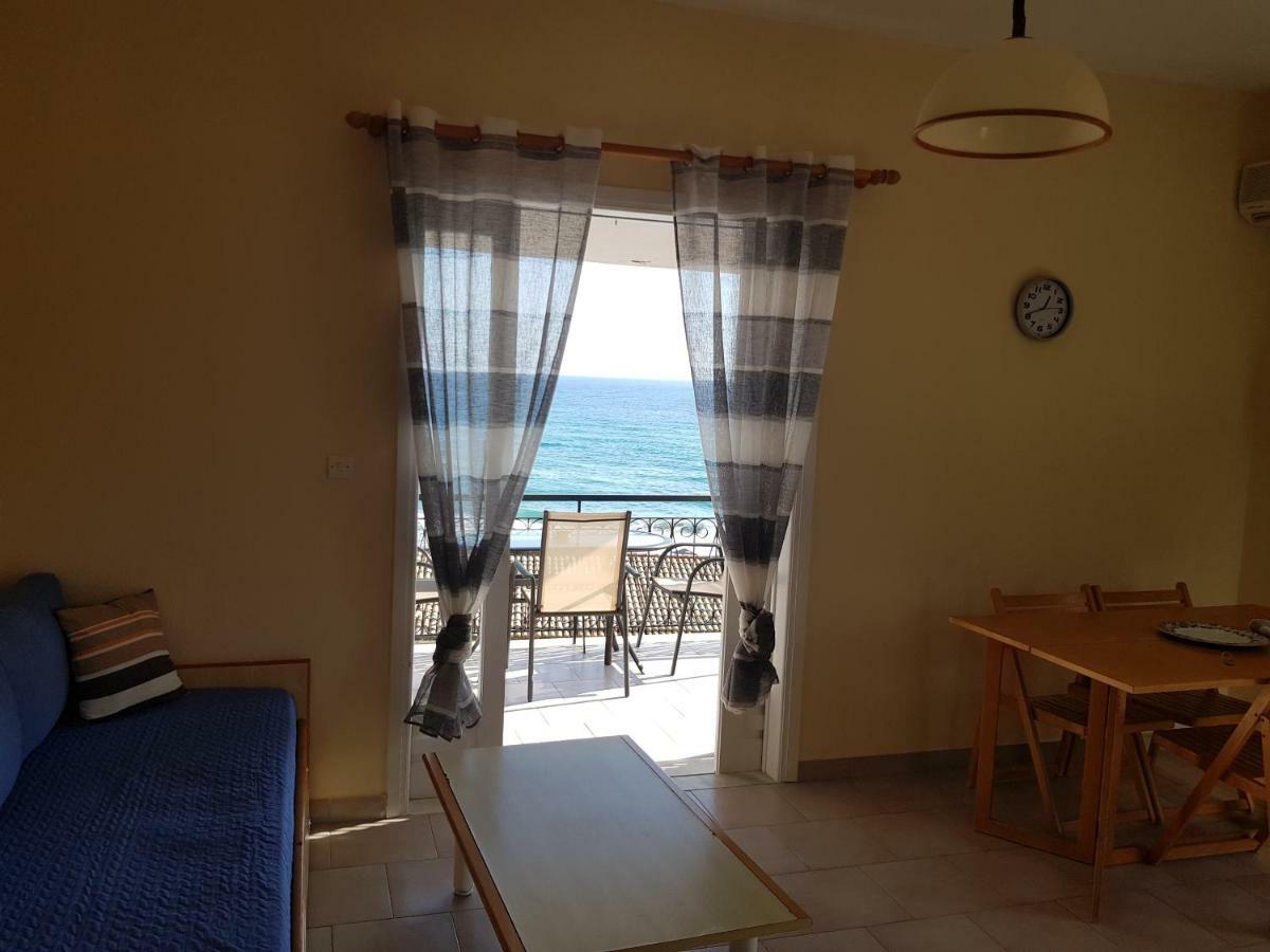 Corfu Glyfada Menigos Beach Apartments Eksteriør bilde