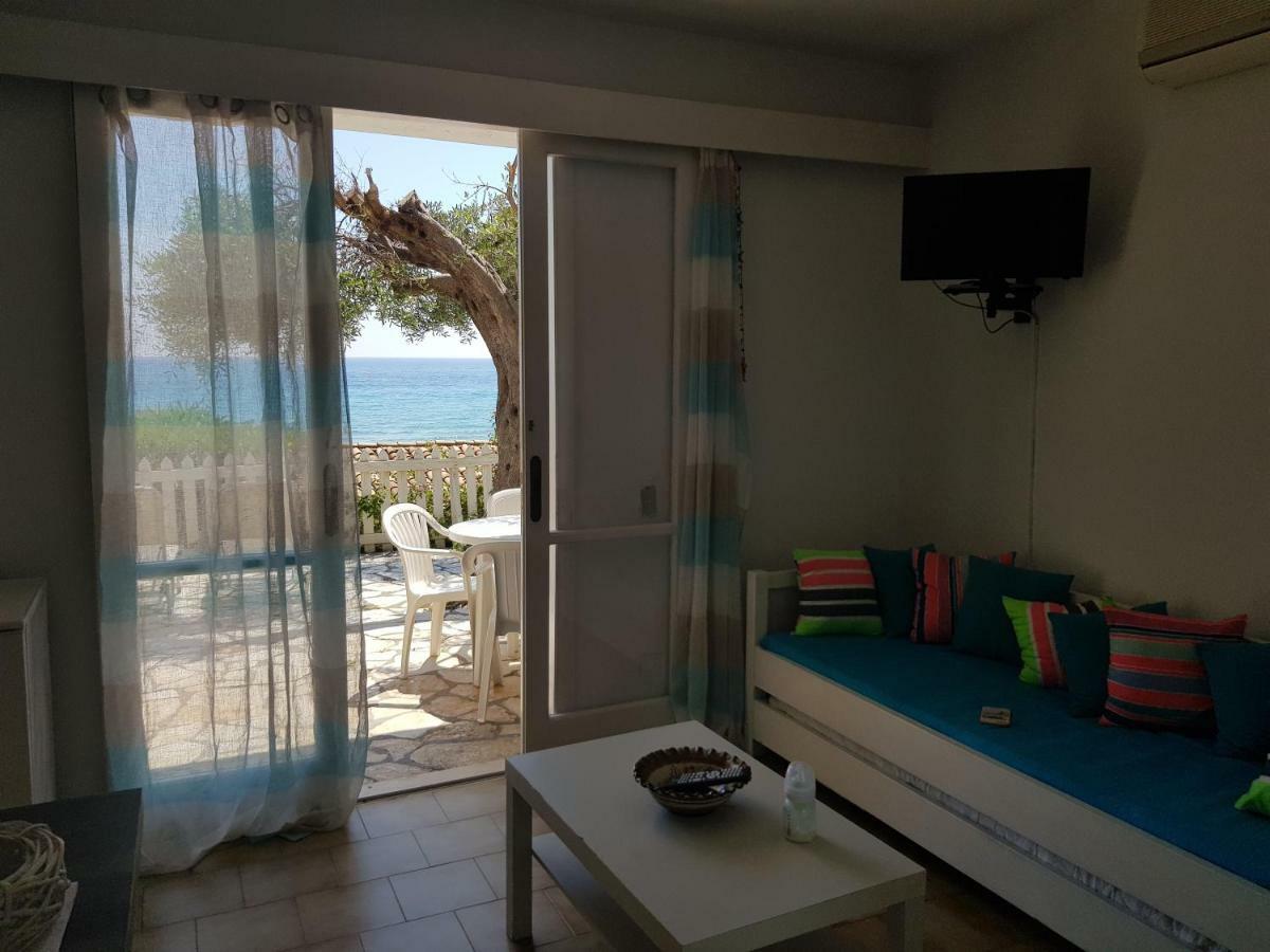 Corfu Glyfada Menigos Beach Apartments Eksteriør bilde